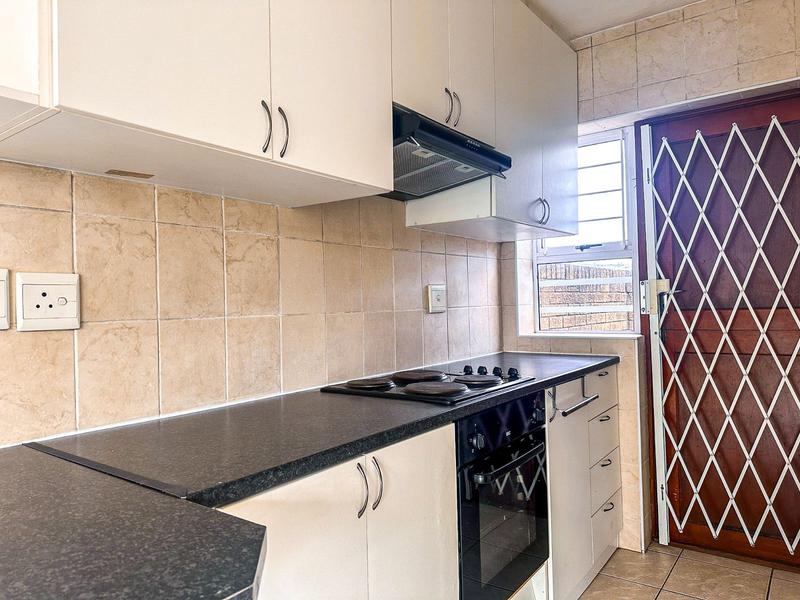 2 Bedroom Property for Sale in Protea Heights Western Cape